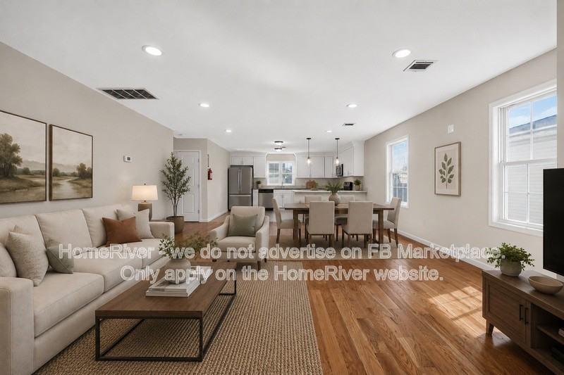 508 2nd Ave #2 - Photo 2 of 21