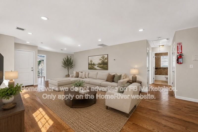 508 2nd Ave #2 - Photo 4 of 21