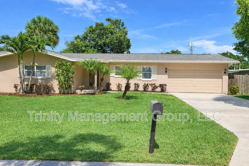 1509 Winding Way E - Photo 2 of 13