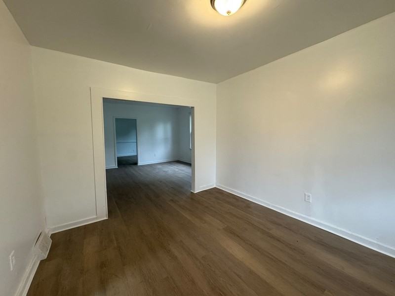 4720 Garland St - Photo 3 of 13