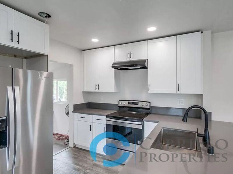 407 Idaho Ave #A - Photo 2 of 15