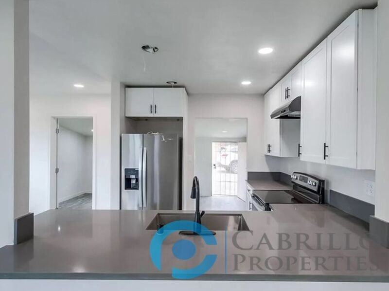 407 Idaho Ave #A - Photo 6 of 15