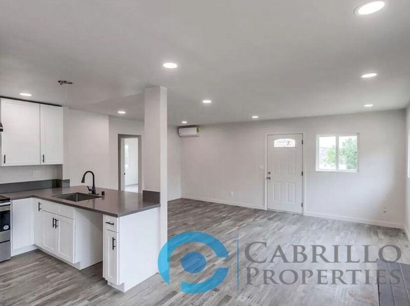 407 Idaho Ave #A - Photo 7 of 15