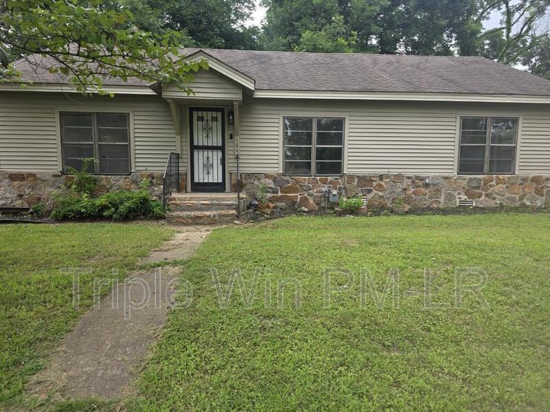 104 E Georgia St - Photo 2 of 35