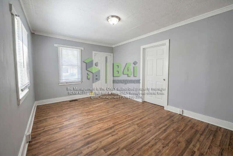 518 2nd Ave - Photo 3 of 12