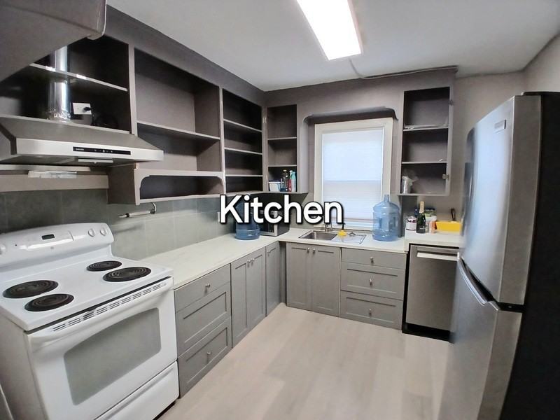 4629 118 Ave Nw - Photo 6 of 10