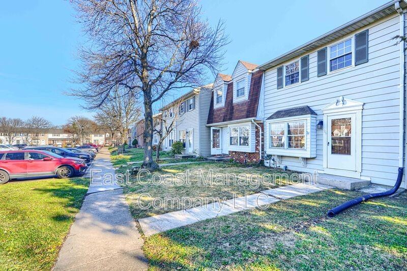 26 King Richard Ct - Photo 2 of 35