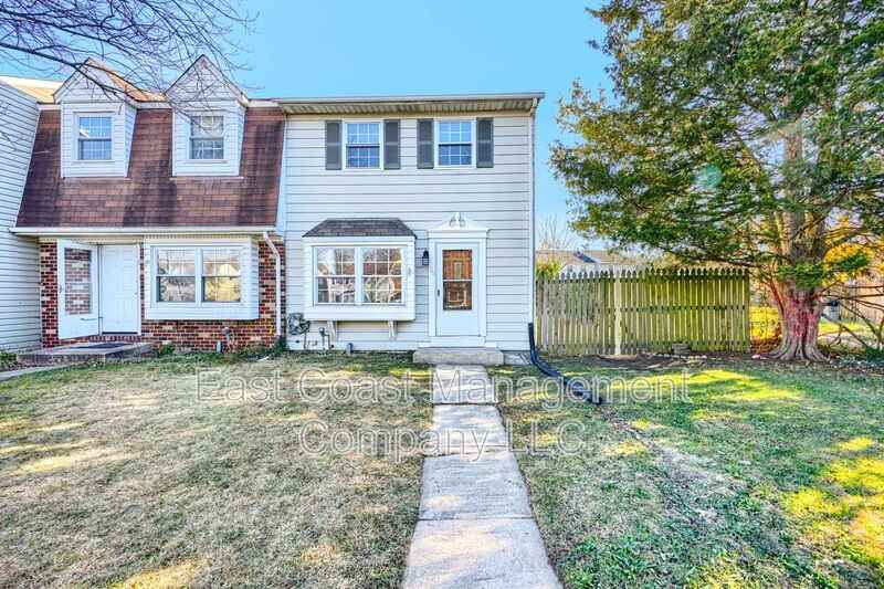 26 King Richard Ct - Photo 3 of 35