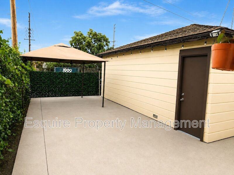3230 West St #3230B - Photo 2 of 2