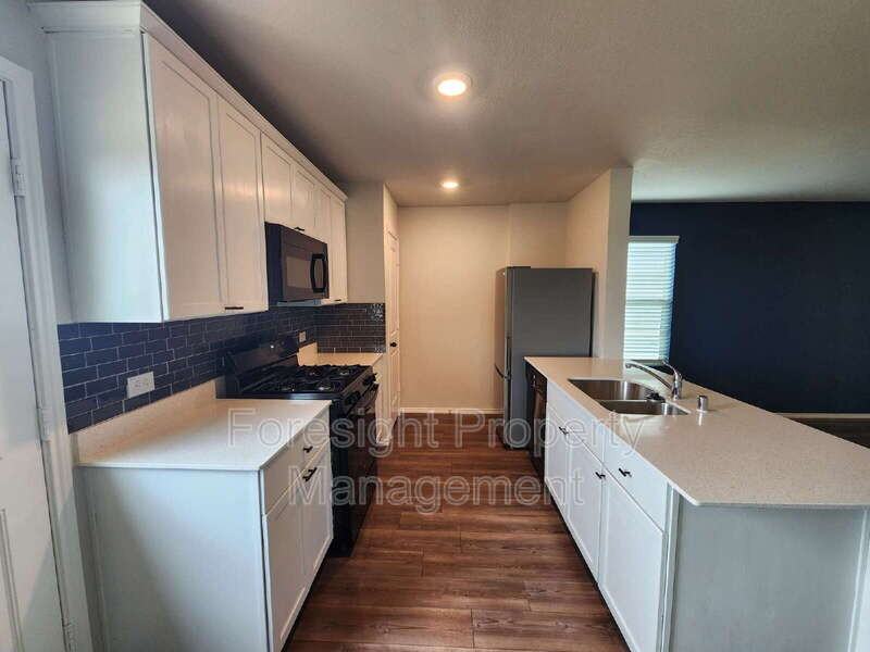 14428 Cloudview Way - Photo 2 of 17