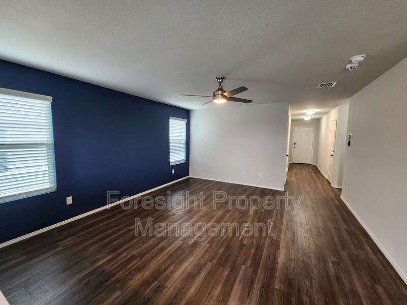 14428 Cloudview Way - Photo 3 of 17