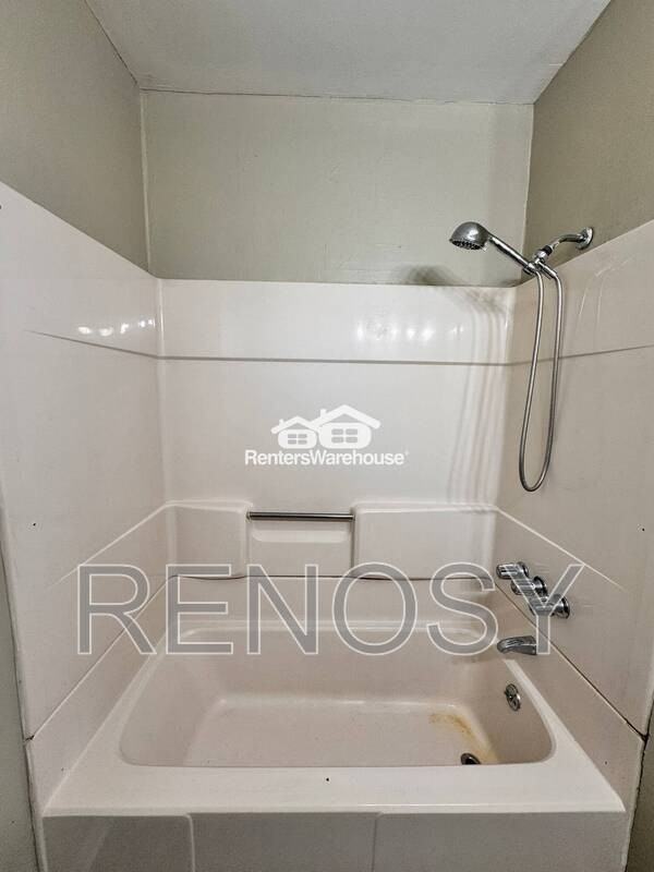 709 Bell Ave - Photo 4 of 18