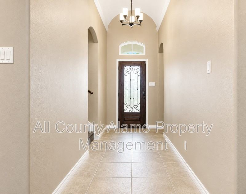 8311 Comanche Pass - Photo 6 of 27