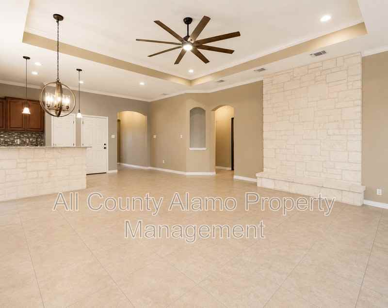 8311 Comanche Pass - Photo 7 of 27