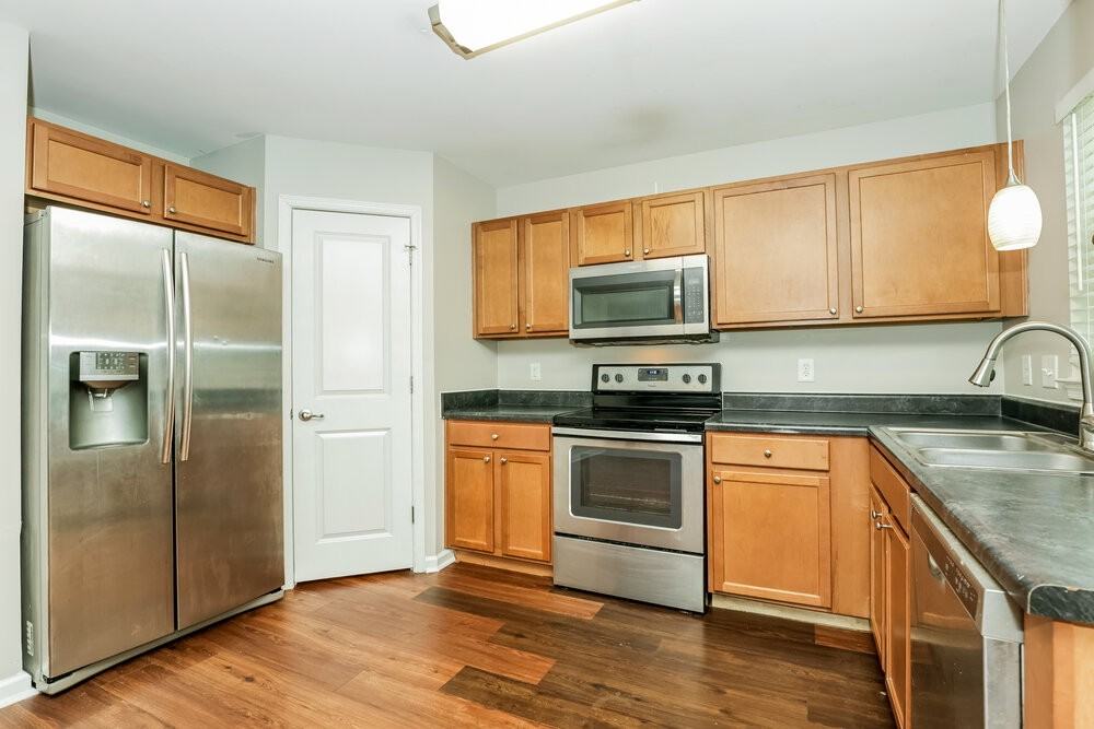 2928 Weston Blvd - Photo 7 of 17