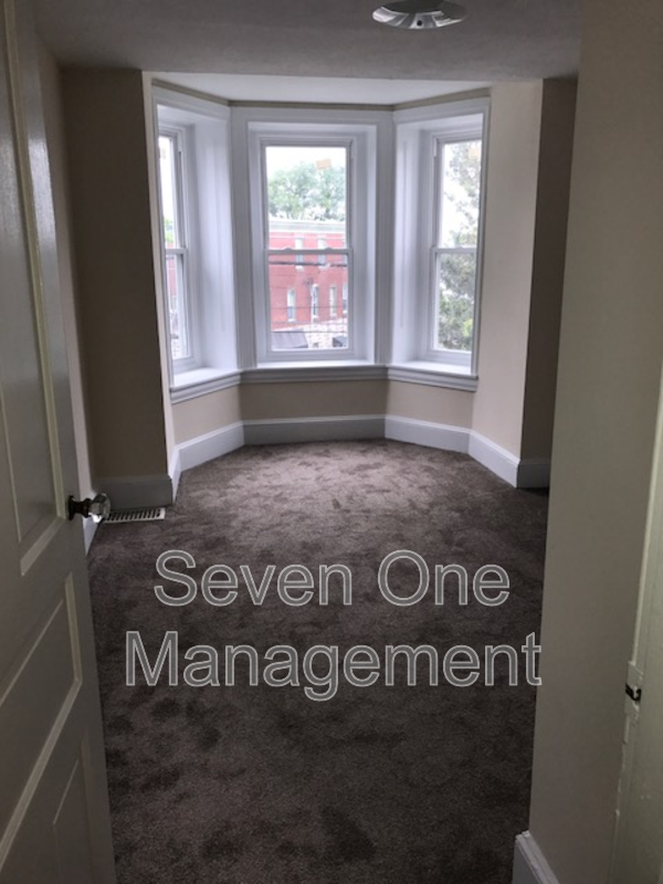 5205 Ridge Ave - Photo 4 of 13