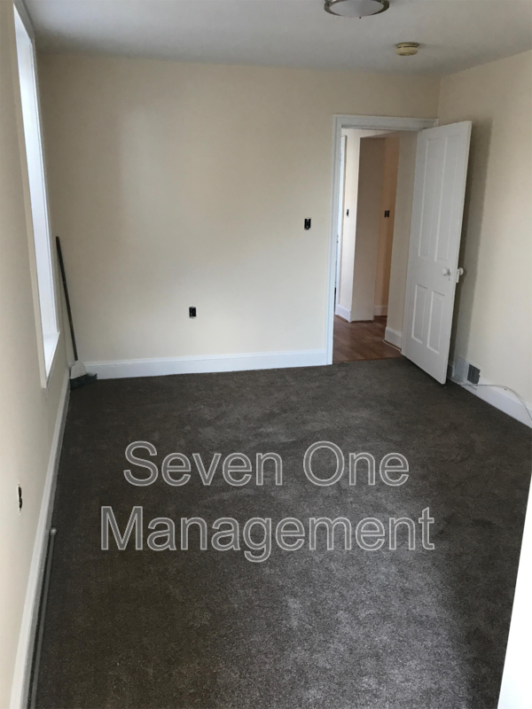 5205 Ridge Ave - Photo 7 of 13