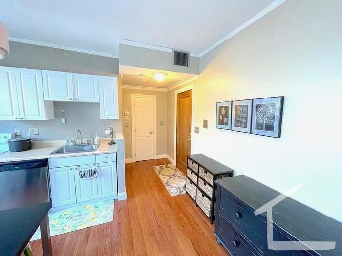 Commonwealth Ave. & Gordon St. #504 - Photo 2 of 8