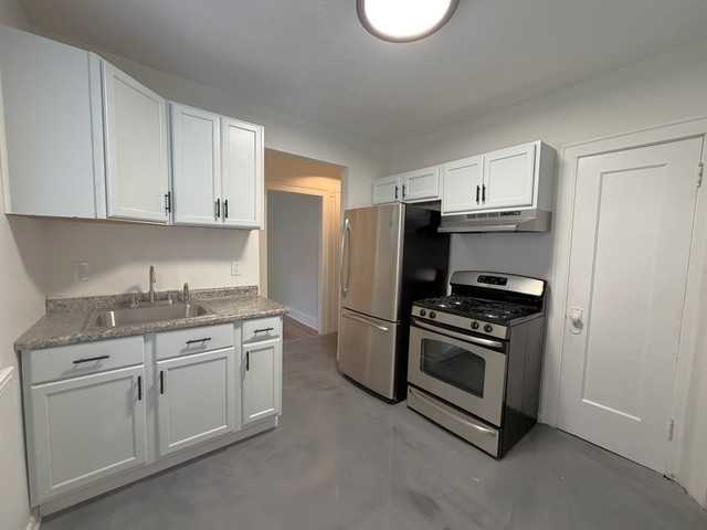 6749 South Peoria Street #1 - Photo 4 of 8