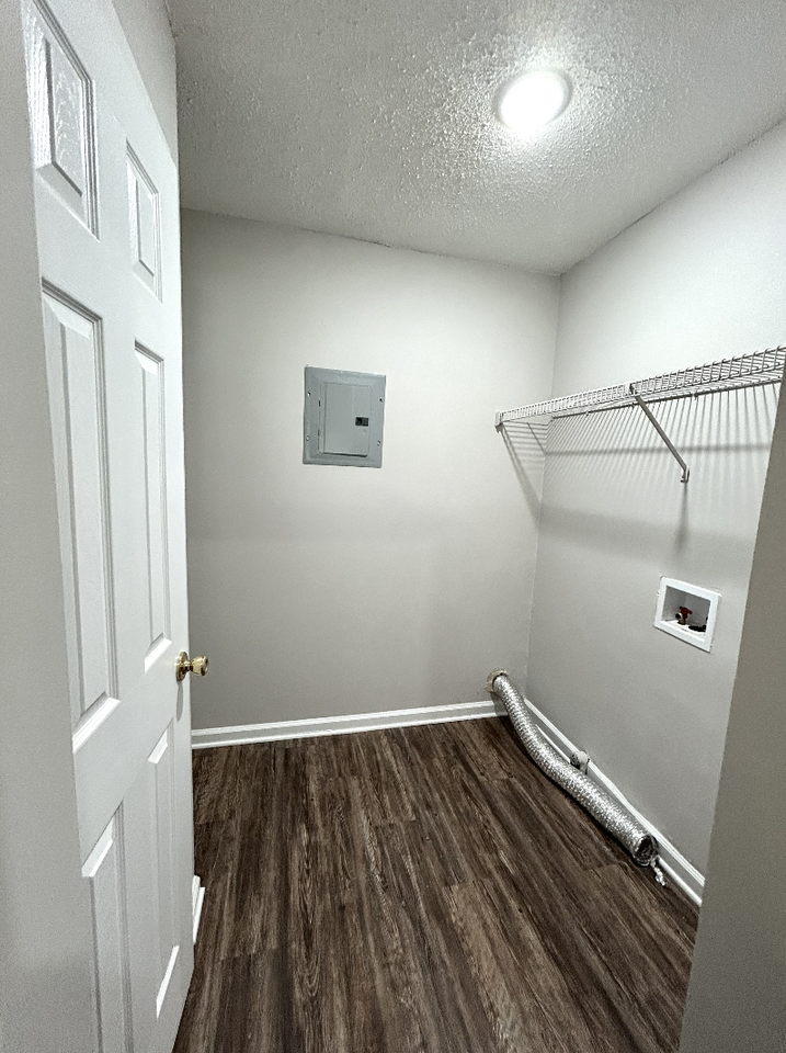 6530 Pineburr Road - Photo 4 of 12