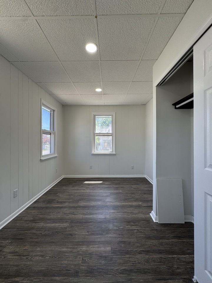 517 Bentley Avenue - Photo 6 of 50