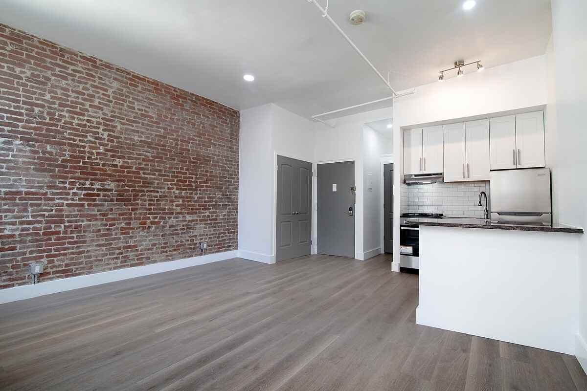 64 E 129th St. - Photo 4 of 7