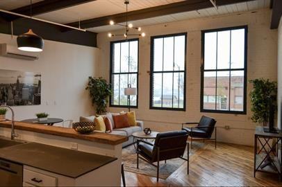 1119 North Summit Street (Wonder Bread) - Photo 4 of 18