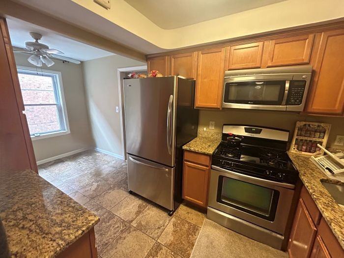 2668 Mayfield Road - Photo 2 of 11