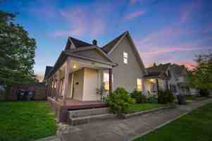 featured image of 321 S Short St