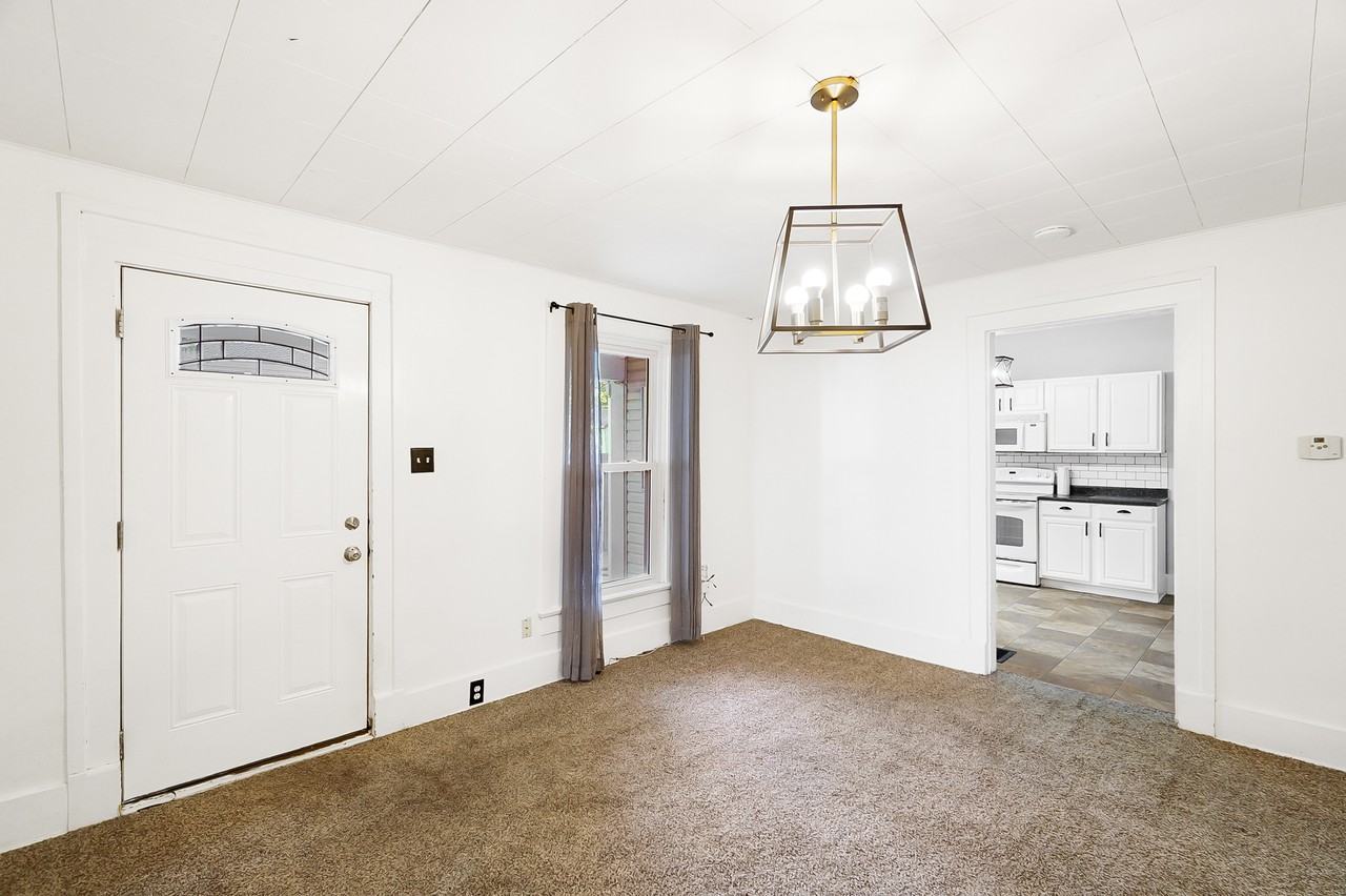 321 Short Street - Photo 3 of 46