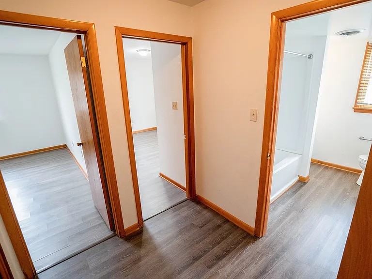 610 West Patrick Street - Photo 5 of 6