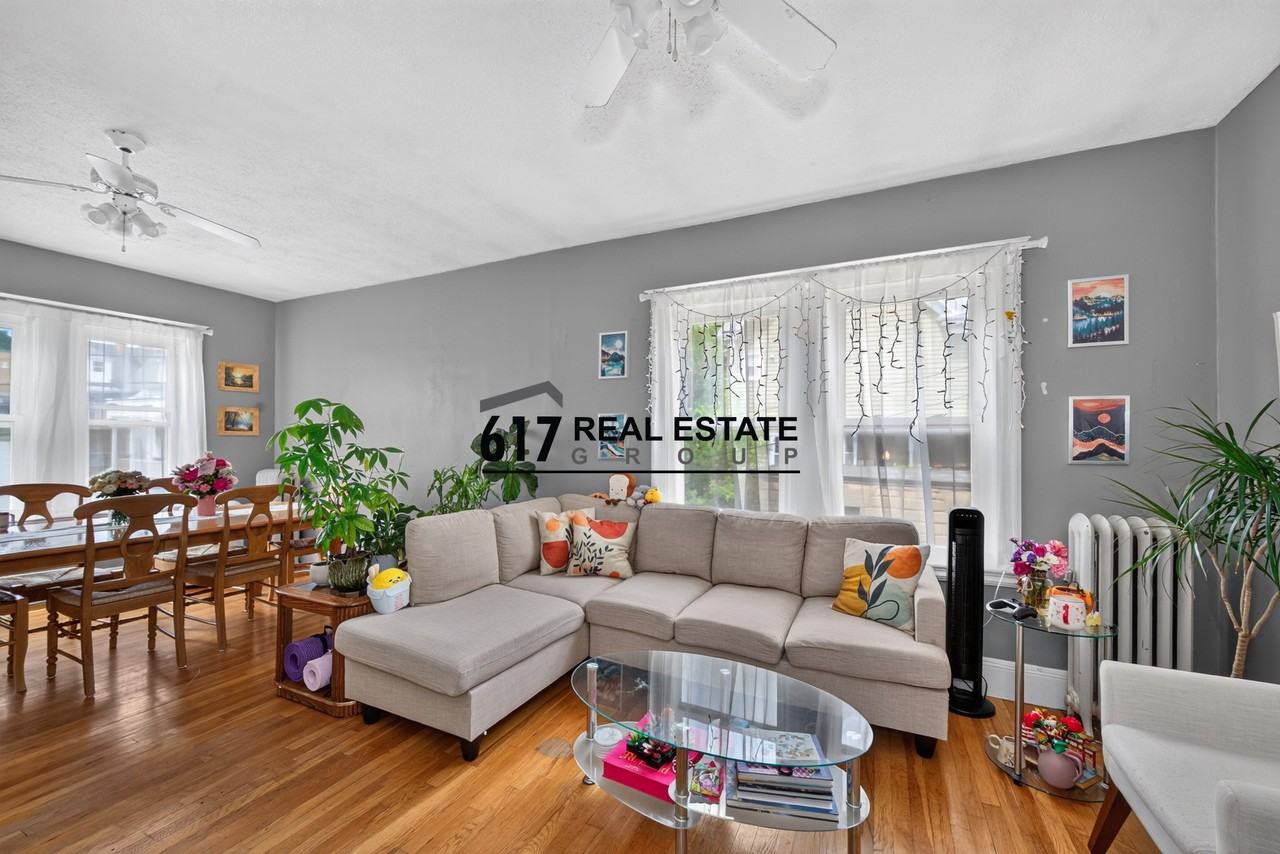 41 Bothwell Rd - Photo 2 of 14