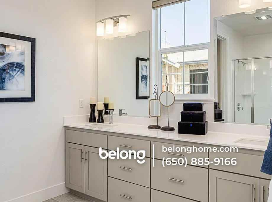 241 N N St - Photo 3 of 12