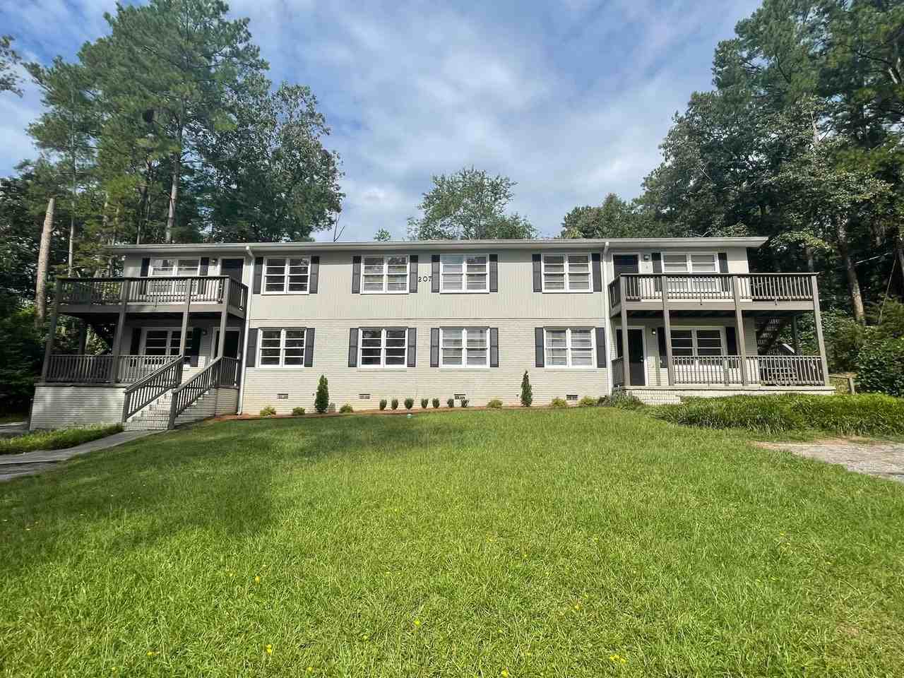 Newly Renovated 3 Bedroom Apartment in Clemson! - Photo 2 of 27
