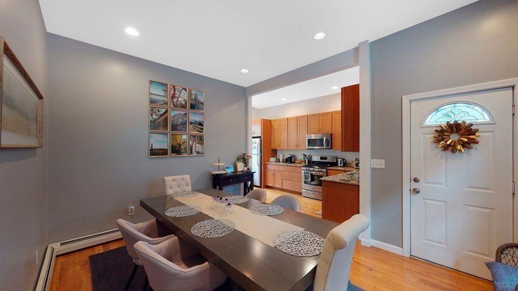 14 Holbrook St ##1 - Photo 5 of 20