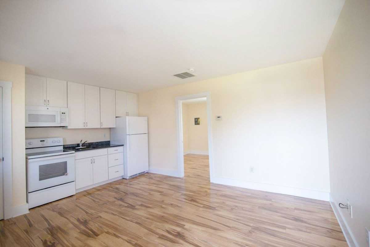101 Chester Vlg ##203 - Photo 2 of 4