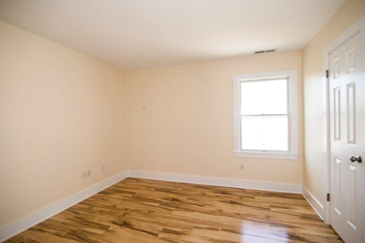 101 Chester Vlg ##203 - Photo 4 of 4