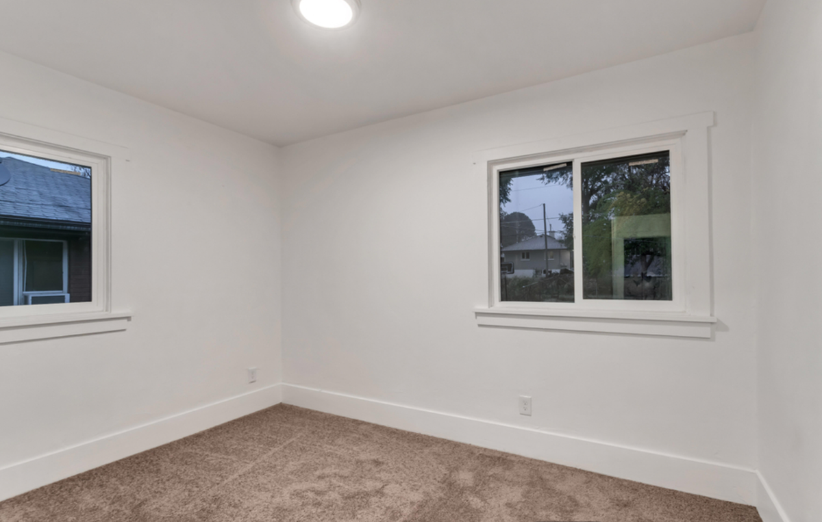 2664 Brinker Ave - Photo 7 of 11