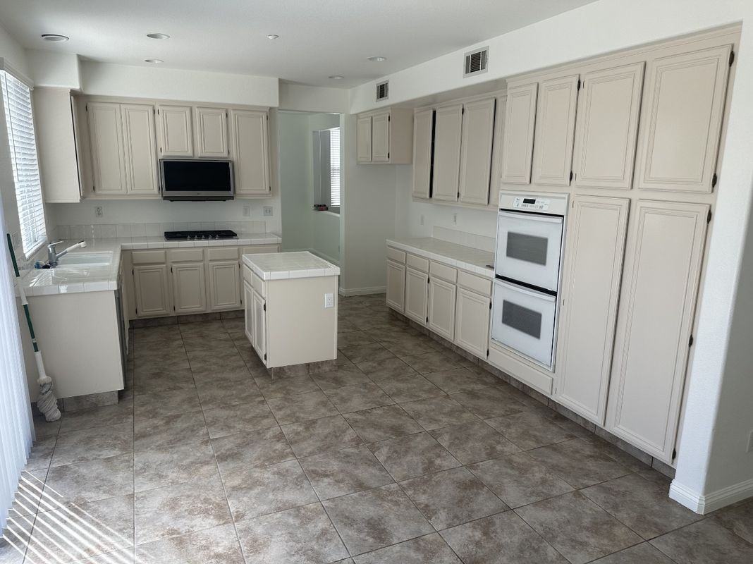 11306 Trailstone Ct - Photo 5 of 39