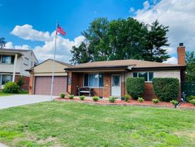 2595 Edwin Dr - Photo 1 of 1