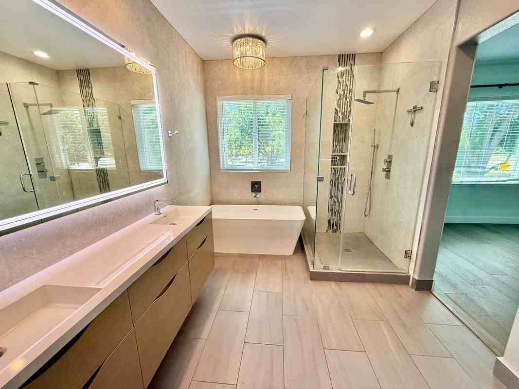 4238 Diavila Ave - Photo 4 of 46