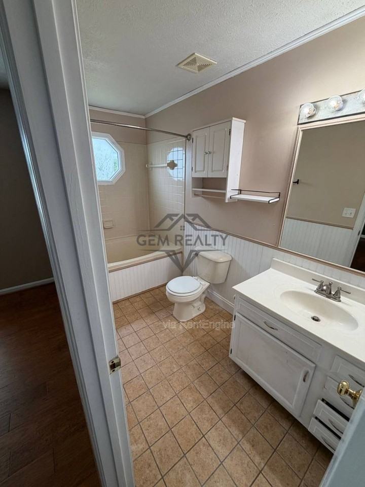 11016 Leavells Rd - Photo 3 of 10