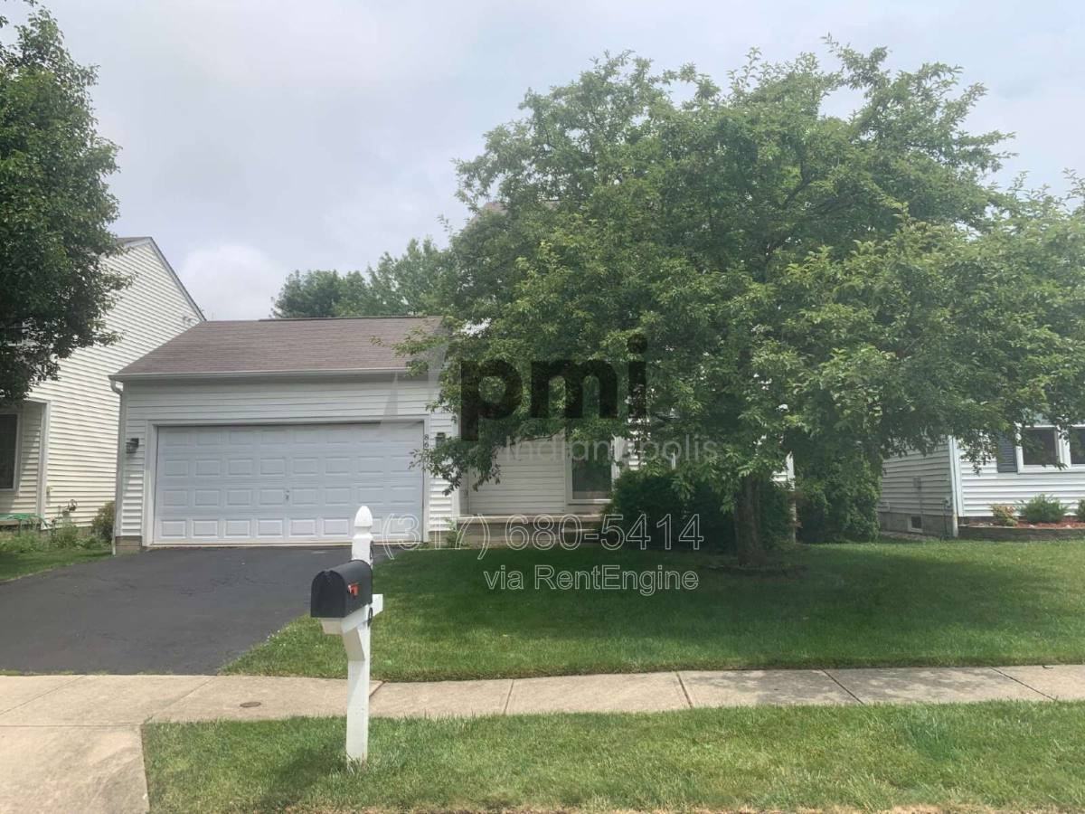 8620 Olenbrook Dr - Photo 3 of 10