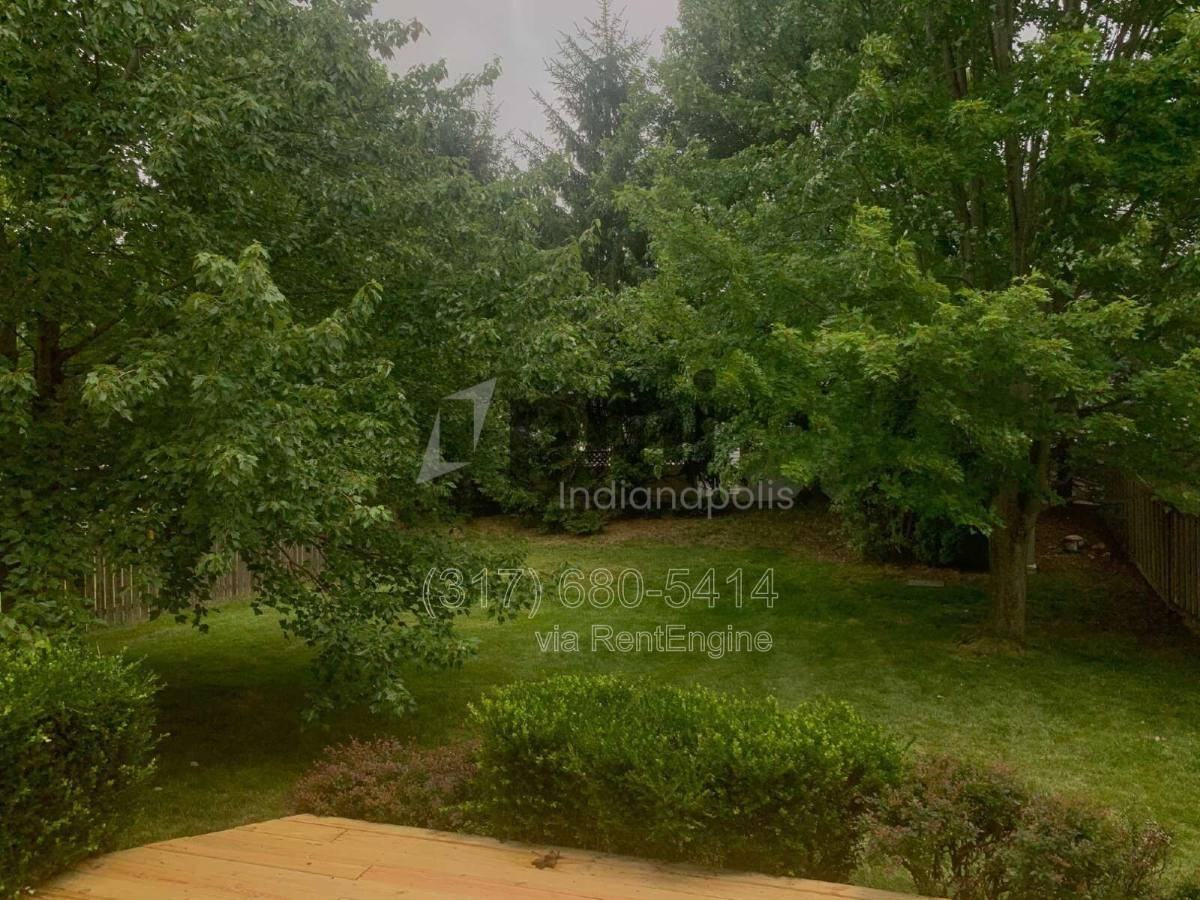 8620 Olenbrook Dr - Photo 5 of 10