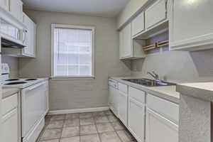 featured image of 802 Stanford St