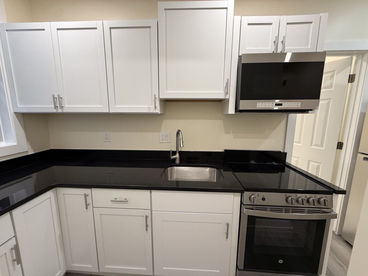 Burbank St #12 - Photo 5 of 13