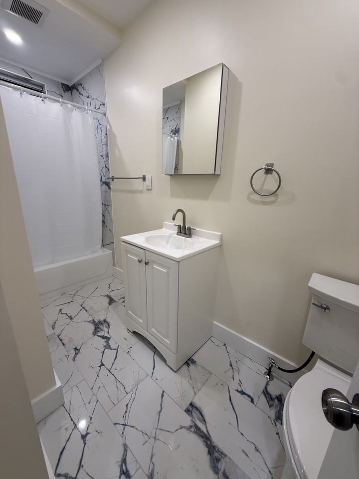 Burbank St #12 - Photo 7 of 13