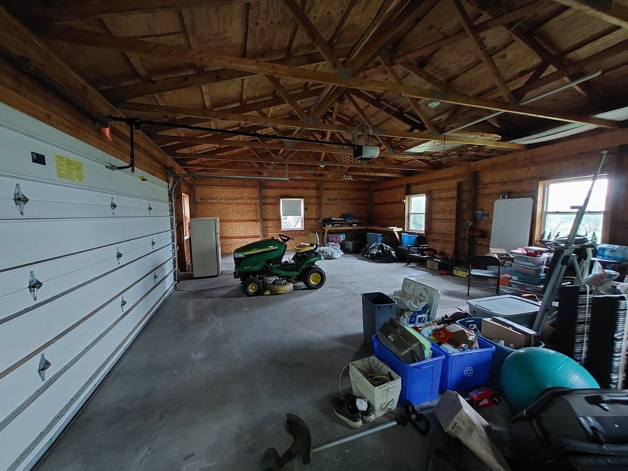 8669 Powell Rd - Photo 2 of 18