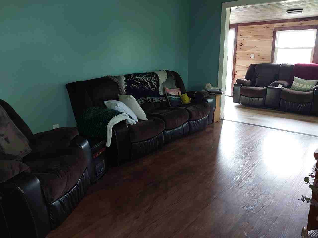 8669 Powell Rd - Photo 4 of 18