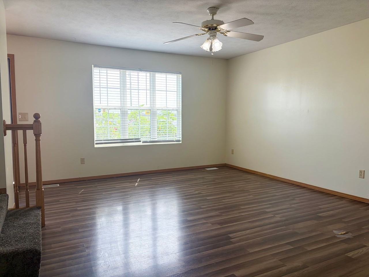 28 Fetzer Ct #9 - Photo 2 of 12